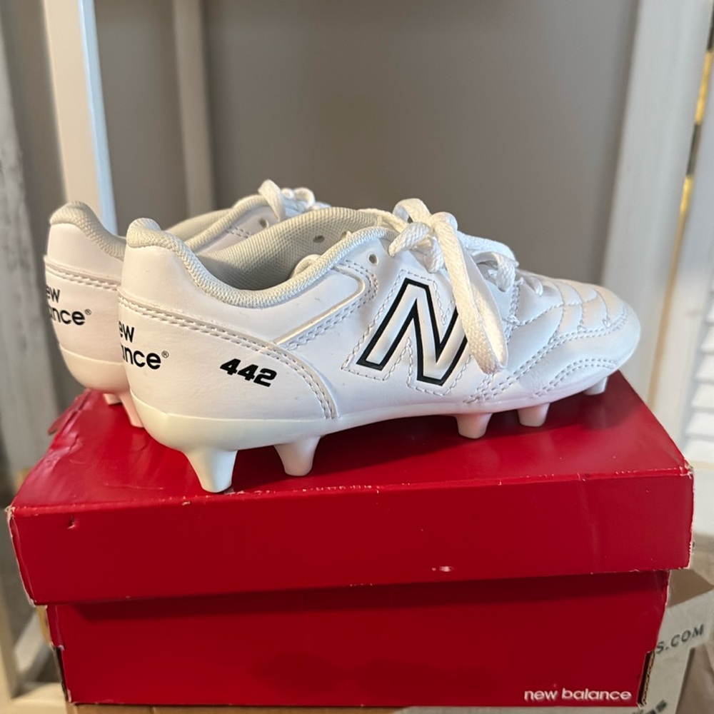 New Balance 442 V2 Academy Junior FG Shoes